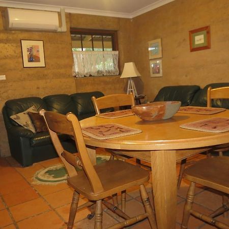 Bentwood Olive Grove Accommodation Greenough エクステリア 写真